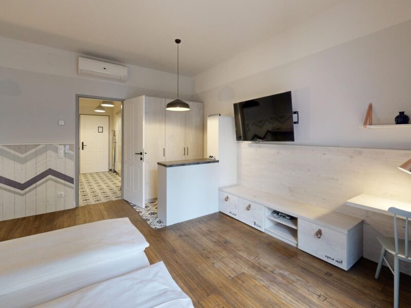 Urban-Lodge-Apartment-Plus-Bedroom